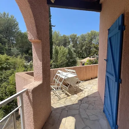 Le Jardin Des Cigales Apartmán