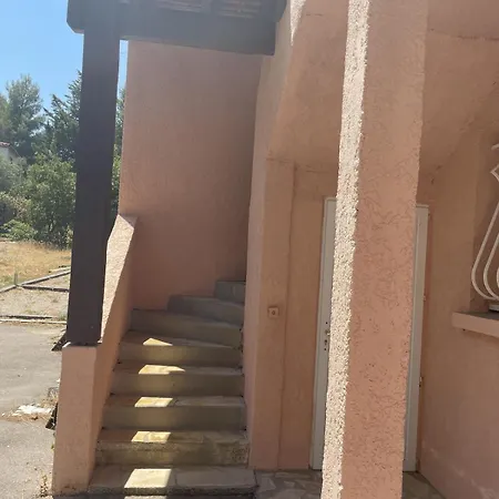 Apartmán Le Jardin Des Cigales *